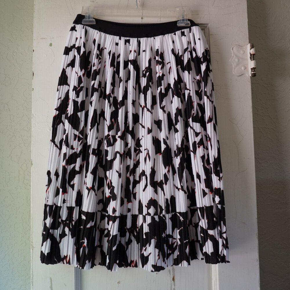 Apt. 9 Skirt Size Medium - image 1